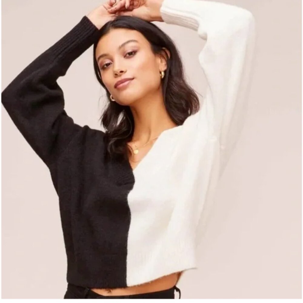 Astr Tandem Two Tone Color Block Sweater - Large - image 1